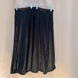 TanJay Black Velvet Pull-on Midi Skirt, Elastic Waist. Goth Witchy Size 16.